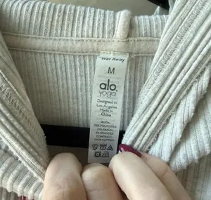 Alo Yoga Muse Set M/L thumbnail 4