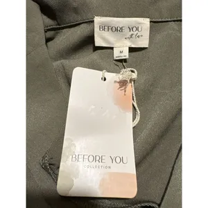 BEFORE YOU Short Sleeve V-Neck Collared Blouse‎ Olive Green NWT Lagenlook Medium thumbnail 5