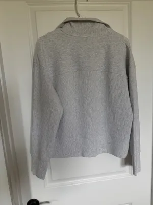 Light Gray Half thumbnail 2