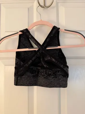 Gymshark Sports Bra thumbnail 2