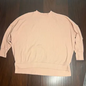 Aerie light peach crewneck sweater sz large thumbnail 1