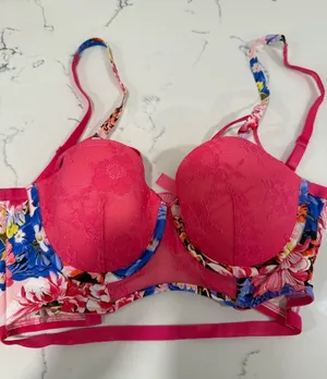 Victoria's Secret Hot Pink Floral Lace Push-Up Bra thumbnail 1