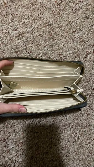 Kate Spade Wallet thumbnail 2