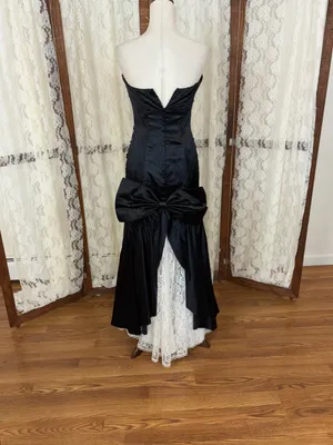 Gorgeous Vintage 90s Gunne Sax Taffeta Prom Gown thumbnail 6