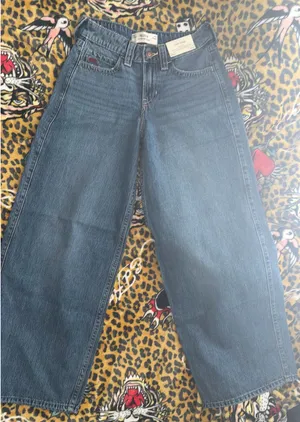 Hollister Jeans High-Rise thumbnail 1