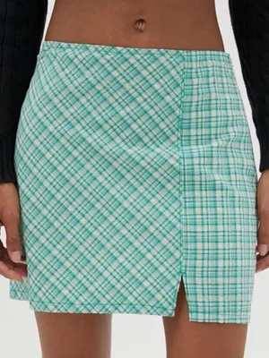 Urban Outfitters Krista Skirt Size Medium Plaid Crinkle Linen Euro Summer Resort thumbnail 1