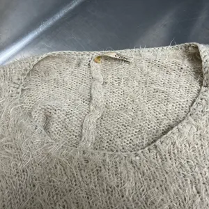 Elan Cream Long Sleeve Sweater - Size Small - VGUC thumbnail 3