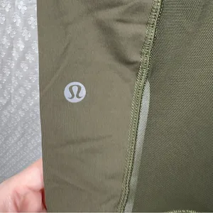 Lululemon‎ Olive Green Pocket Cropped Leggings thumbnail 4