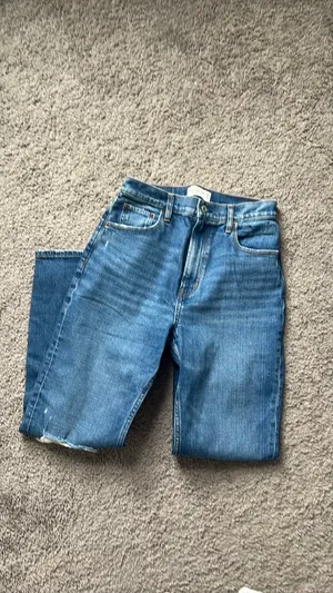Abercrombie Ankle High-Rise Straight thumbnail 3