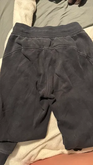 Lululemon Scuba Joggers Black thumbnail 2