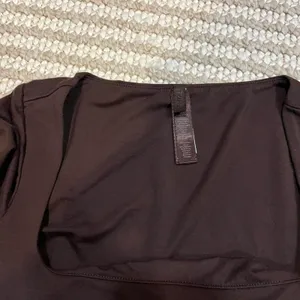 Skims Smooth Layers Square Neck Top in Espresso thumbnail 4
