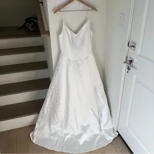 NWT Reformation Icelynn Satin Bridal Maxi Wedding Dress in Ivory thumbnail 3