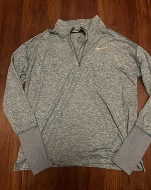 Nike Dri-Fit Running Long Sleeve Women’s Medium thumbnail 1