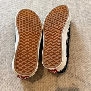 Vans Classic Slip-On Black Canvas Sneakers Women 7.5 Men 6 thumbnail 5