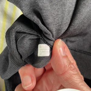 Lululemon ribbed gray cropped long sleeve top built in bra size 6 thumbnail 6
