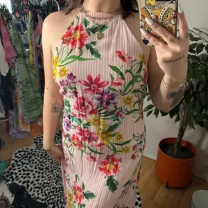 Privacy please Floral Halter Open Back Maxi Dress Pink thumbnail 4