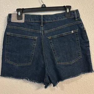 EVERLANE The Way High Denim Short thumbnail 3