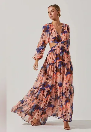 ASTR the label Lively Maxi Dress size Large L cut out thumbnail 1