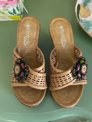 Patrizia Spring Step Tan Floral Jewel Accent Slide Platform Wedge Sandal 38/7.5 thumbnail 13