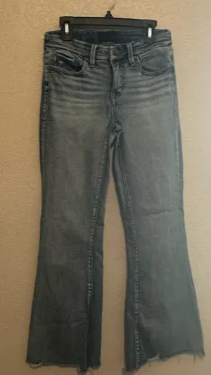 Buckle Jeans thumbnail 1