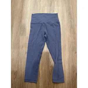 Lululemon‎ Align Gray Leggings Size 6 Crop thumbnail 3