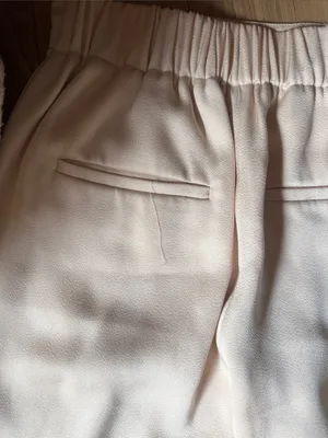 Vince Wide-Leg Trousers in Soft Blush thumbnail 4