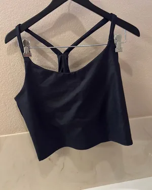 Abercrombie black crop top L thumbnail 1