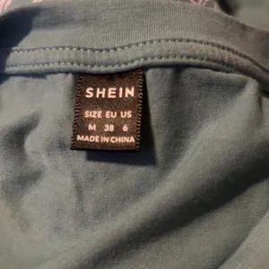 SHEIN EZwear Oversized Floral Pattern T-Shirt thumbnail 3