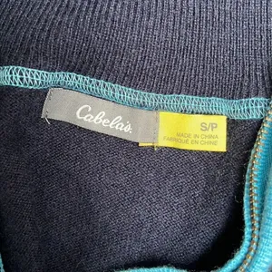 Cabela’s wool/nylon turtleneck sweater. 1/4 Zip. Size Small. thumbnail 4