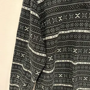 Jachs fleece Patagonia style sweatshirt Black and white sweater women’s size XL thumbnail 3