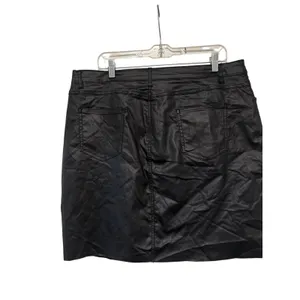 PrettyLittleThing Women's Black Coated Mini Skirt UK 20 EU 48 thumbnail 5