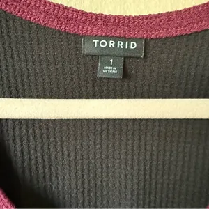 Torrid black and purple waffle knit raglan Henley plus size top 1 thumbnail 4