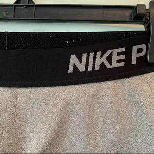 Nike Pro Gray Grey Spandex Shorts Medium M 3” thumbnail 2