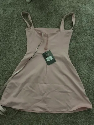 Dress thumbnail 2
