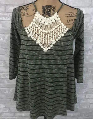 Cozy Casual Cold Shoulder Top Green Size M thumbnail 1