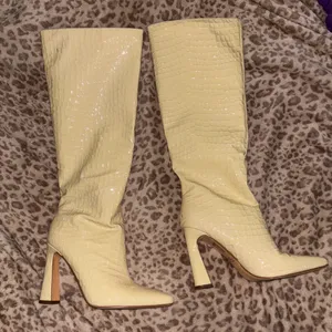 Pale Yellow/Cream knee high croc textured boots thumbnail 1