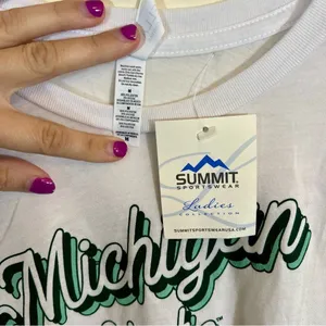 Bella Canvas White Michigan State Crop‎ Top Medium NWT thumbnail 3