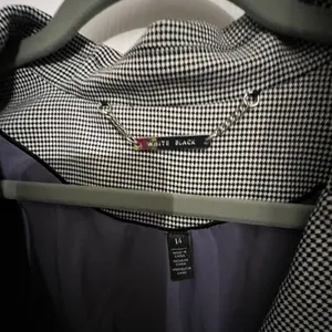 White House Black Market Gray Blazer Tailored Suit Jacket thumbnail 3