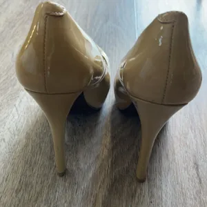 Steve Madden 5’ Heels Patent RUSSHH Size 8 thumbnail 7