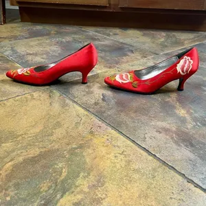 Sacha London Floral Embroidered Vintage Pumps Heels 7 thumbnail 6