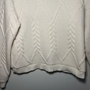 Zara Quilted White Textured Sweatshirt Medium Casual Workwear Puffy thumbnail 4