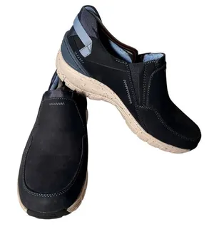 Women's Clarks Wave Plateau Navy Nubuck Size 8.5 thumbnail 1
