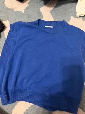 Boutique Blue top thumbnail 4