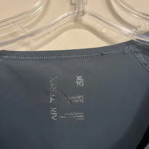 Arc'teryx Dress Sleeveless Tank Contenta Dark Gray Women XL Travel‎ Quick Dry thumbnail 6