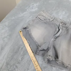 Free People Womens Shorts W 27 Button Fly Low Rise Cut Off 2" Inseam Distressed thumbnail 5