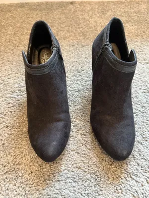Black Women's Suede Ankle Booties with Side Zip Size 6 thumbnail 3