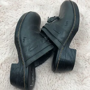 b.o.c black leather upper with tassels clogs Black Size 9 thumbnail 5