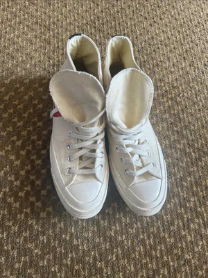 Commes Des Garçon Play Converse Chuck Classic Cream Canvas High-Top Sneakers thumbnail 2
