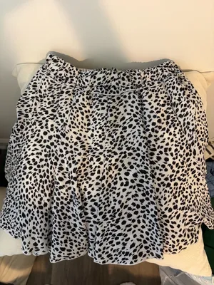 White and Black Printed Skirt thumbnail 2