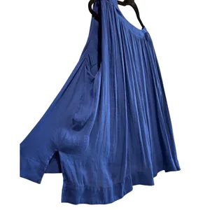 Free People $68 Darcy V-Neck Hi-Low Sleeveless Blouse Top Blue Cobalt L thumbnail 4